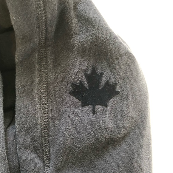 Roots kids youth size Large 9-10 years navy blue and grey hoodie with pocket - Picture 10 of 16